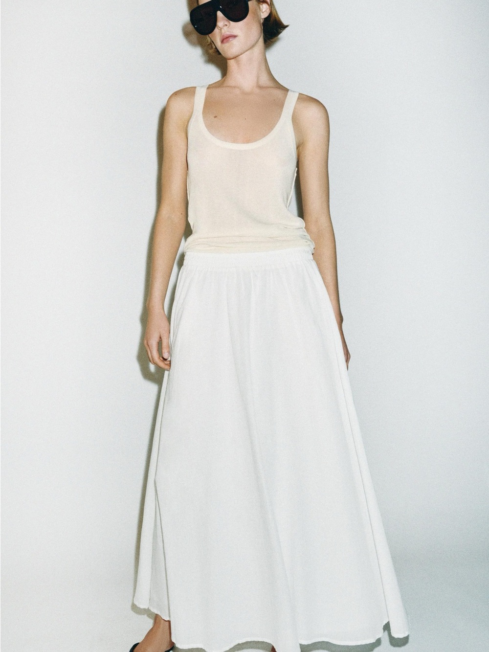 Zara White Maxi Skirt - Flowing Full-Length Silhouette